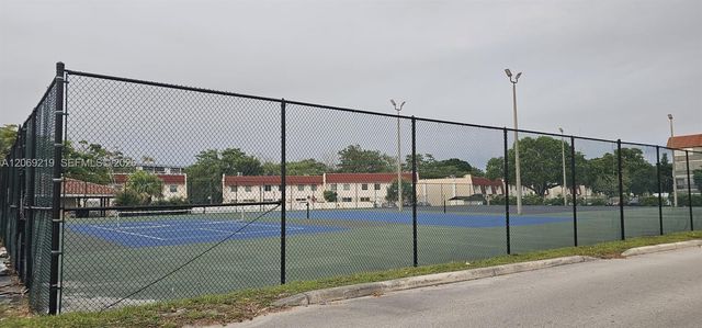 4168 Inverrary Drive 112, Lauderhill, FL 33319
