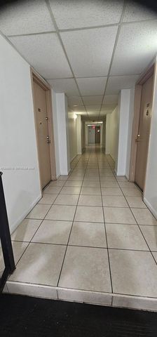 4168 Inverrary Drive 112, Lauderhill, FL 33319