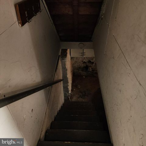 206 HARVEY AVE, Marcus Hook, PA 19061