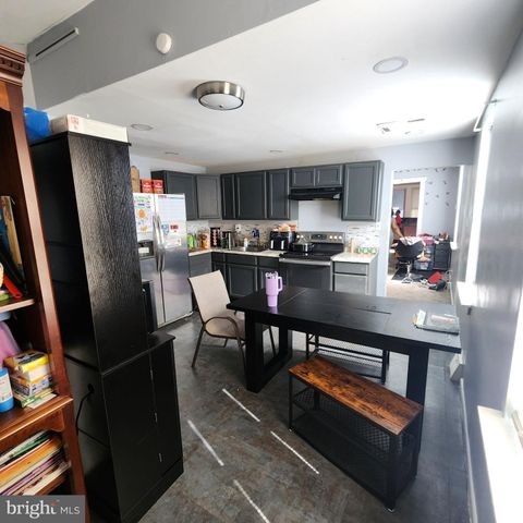 206 HARVEY AVE, Marcus Hook, PA 19061