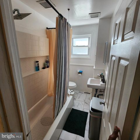 206 HARVEY AVE, Marcus Hook, PA 19061