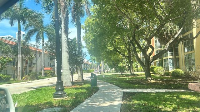 210 172nd Street 228, Sunny Isles Beach, FL 33160