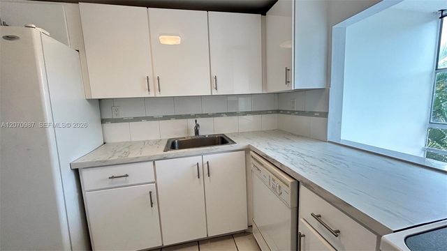 210 172nd Street 228, Sunny Isles Beach, FL 33160