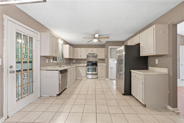 2069 Bedford Court, Lithonia, GA 30058