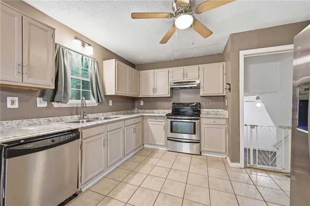 2069 Bedford Court, Lithonia, GA 30058