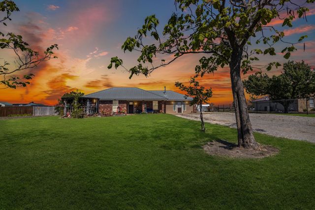 4586 County Road 2604, Caddo Mills, TX 75135