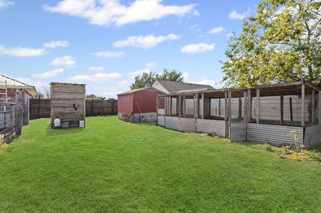 4586 County Road 2604, Caddo Mills, TX 75135