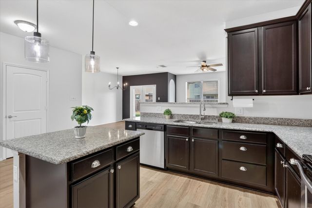 1627 Kawati Way, Krum, TX 76249