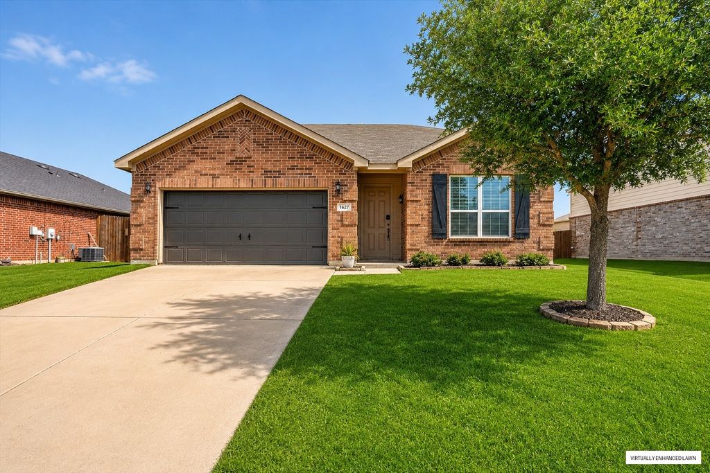 1627 Kawati Way, Krum, TX 76249