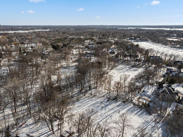 18300 8th Avenue N, Plymouth, MN 55447