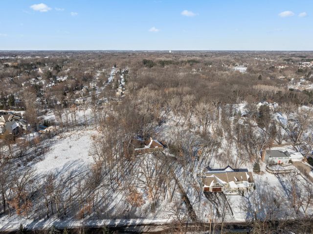 18300 8th Avenue N, Plymouth, MN 55447