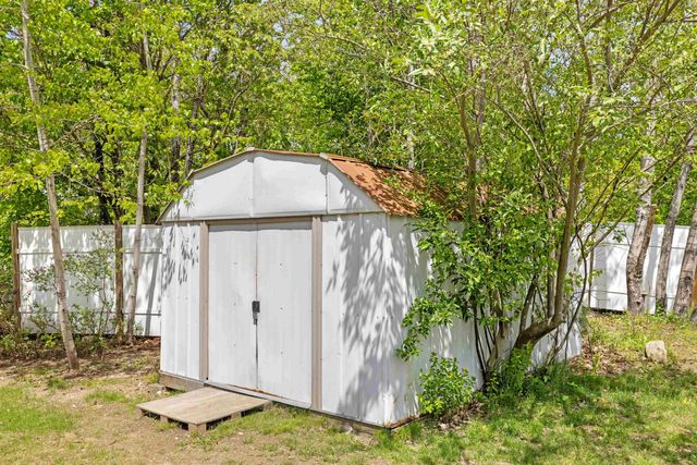 7 Welch Lane, Raymond, NH 03077