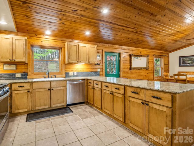 233 Shumont Estates Road, Lake Lure, NC 28746