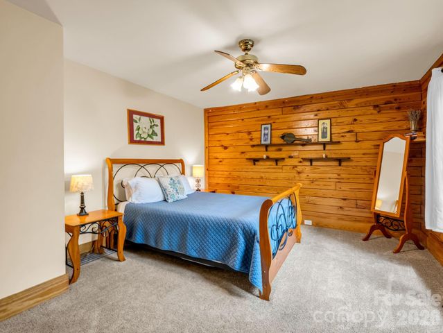 233 Shumont Estates Road, Lake Lure, NC 28746