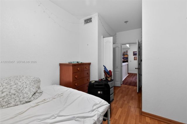 11042 NW 43rd Terrace, Doral, FL 33178