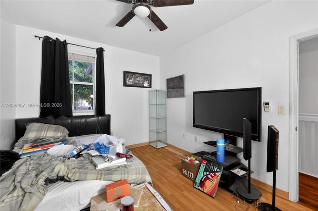 11042 NW 43rd Terrace, Doral, FL 33178