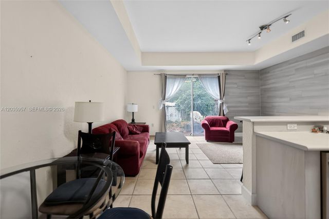 11042 NW 43rd Terrace, Doral, FL 33178