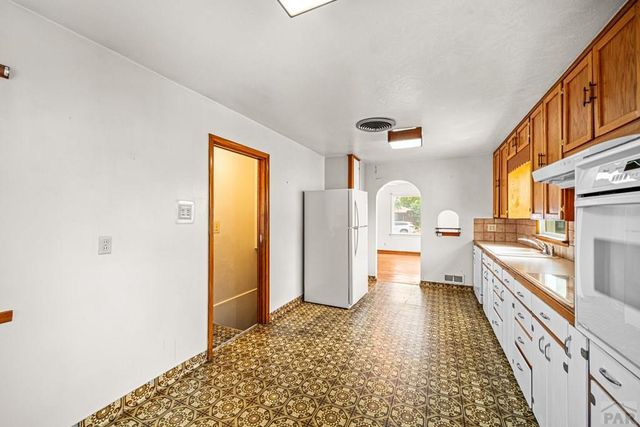 543 Henry Ave, Pueblo, CO 81005