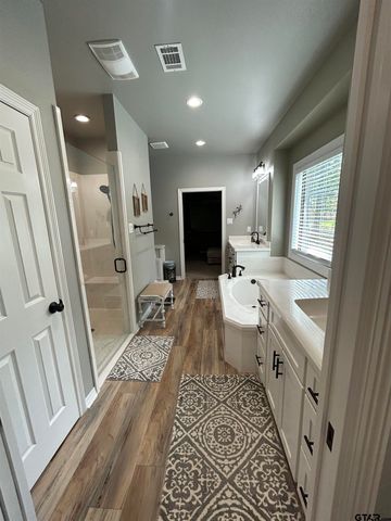 18707 Tree Top Lane, Flint, TX 75762