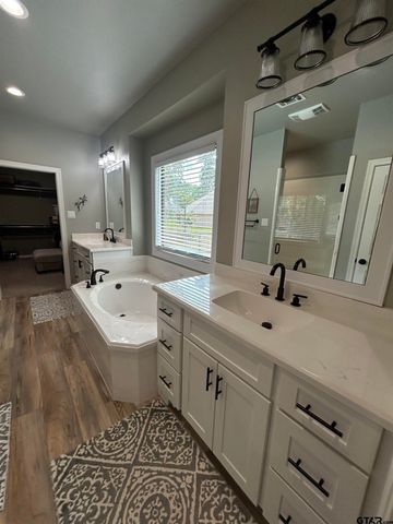 18707 Tree Top Lane, Flint, TX 75762