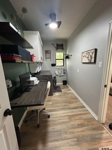 18707 Tree Top Lane, Flint, TX 75762