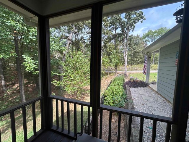 18707 Tree Top Lane, Flint, TX 75762