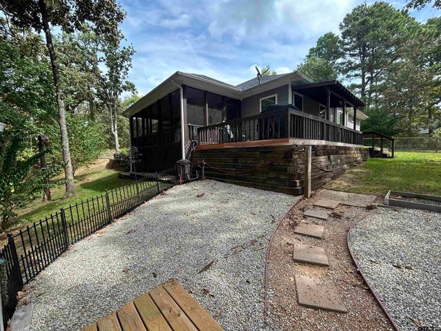 18707 Tree Top Lane, Flint, TX 75762
