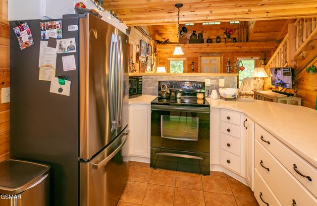 3803 Westwood Drive, Sevierville, TN 37862