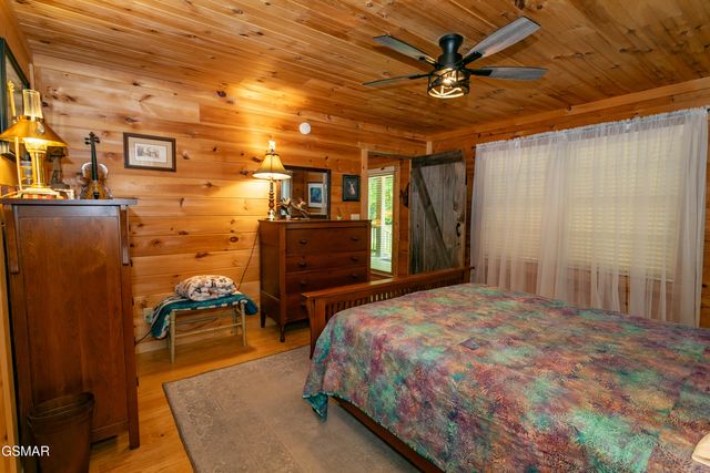 3803 Westwood Drive, Sevierville, TN 37862