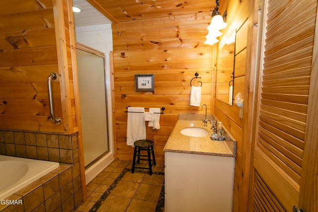 3803 Westwood Drive, Sevierville, TN 37862
