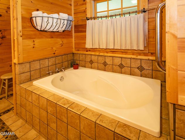3803 Westwood Drive, Sevierville, TN 37862