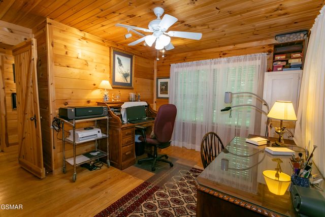 3803 Westwood Drive, Sevierville, TN 37862