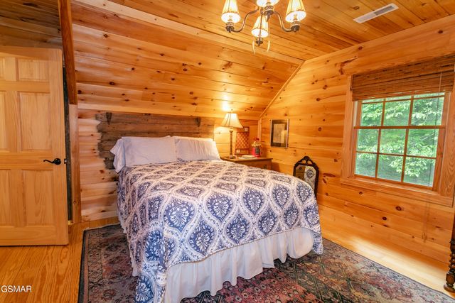 3803 Westwood Drive, Sevierville, TN 37862