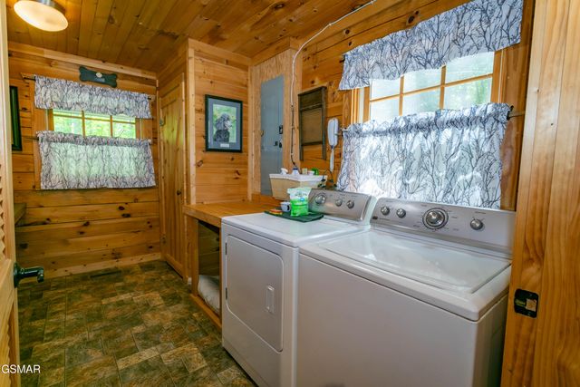 3803 Westwood Drive, Sevierville, TN 37862