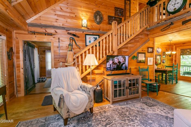 3803 Westwood Drive, Sevierville, TN 37862