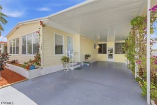 502 Pine Tree CT, North Fort Myers, FL 33917