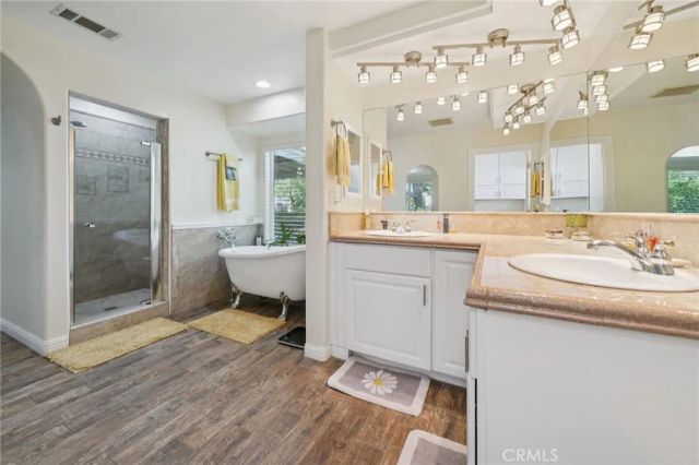 14388 Musgrave Road, Oak Hills, CA 92344