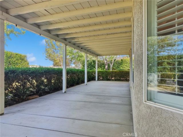 14388 Musgrave Road, Oak Hills, CA 92344