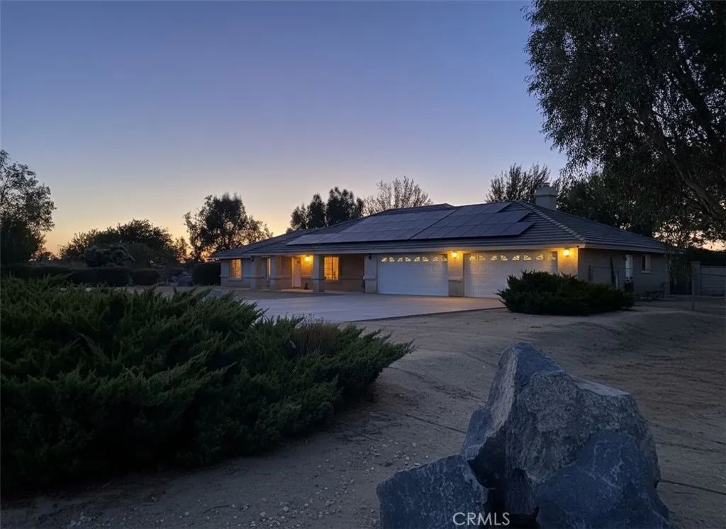 14388 Musgrave Road, Oak Hills, CA 92344