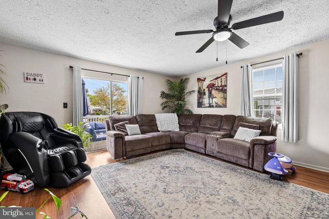 639 KITTENDALE, Middle River, MD 21220
