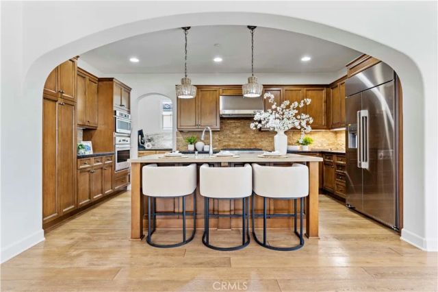 122 Catalonia, Irvine, CA 92618