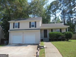 32 Bay Cove Drive, Stockbridge, GA 30281