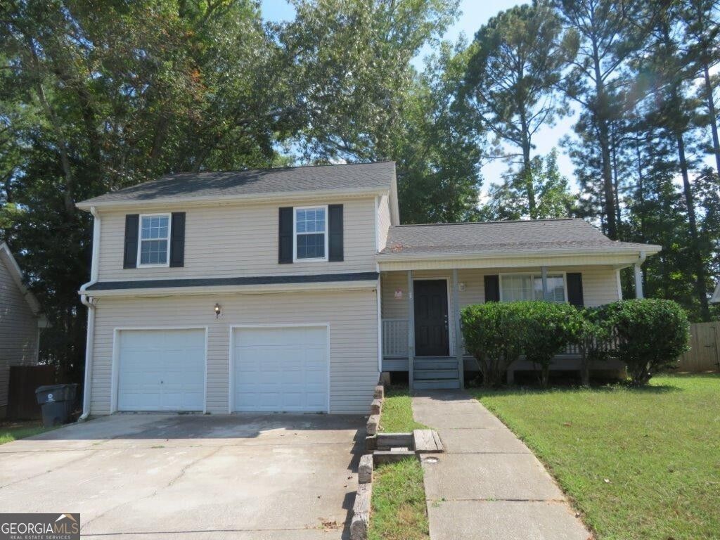 32 Bay Cove Drive, Stockbridge, GA 30281