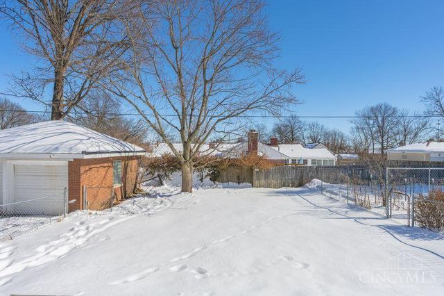 7324 Maple Avenue, Mt Healthy, OH 45231