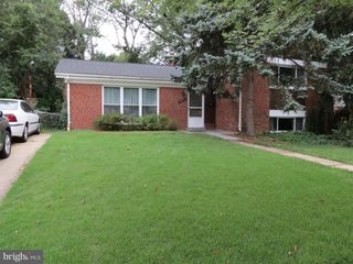 9616 SINGLETON DR, Bethesda, MD 20817