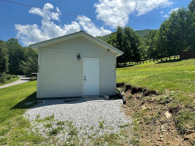 3400 Franks Creek, Robbinsville, NC 28771