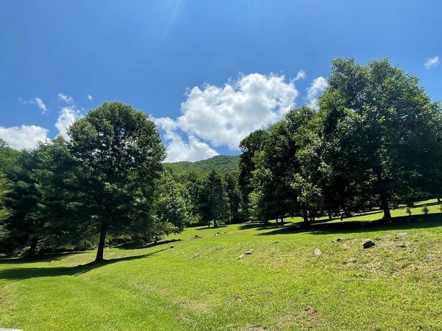 3400 Franks Creek, Robbinsville, NC 28771