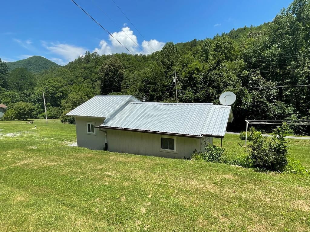 3400 Franks Creek, Robbinsville, NC 28771