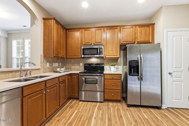 7612 Canvas Art Terrace, Raleigh, NC 27617