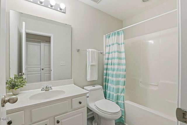 7612 Canvas Art Terrace, Raleigh, NC 27617